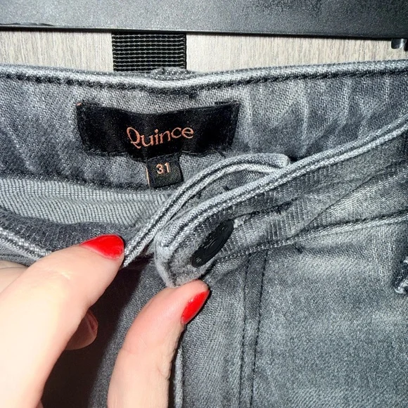 Quince Women’s 31 Gray Straight Bella Stretch Jeans - Picture 2 of 5
